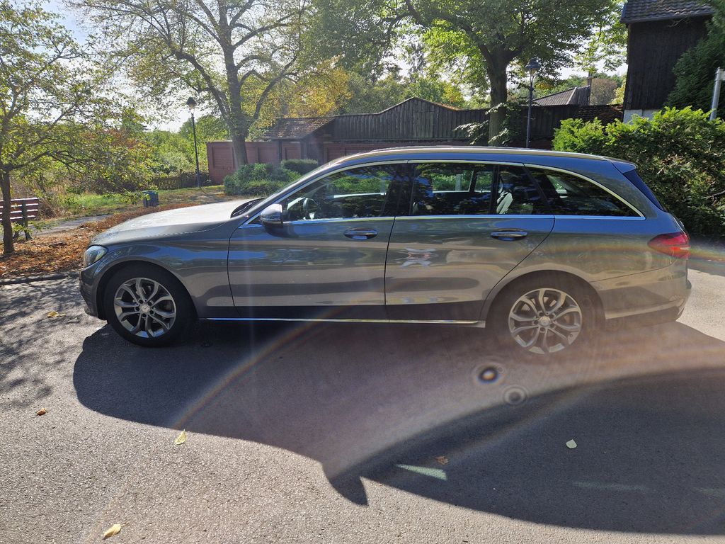 Image of Mercedes-Benz C 180