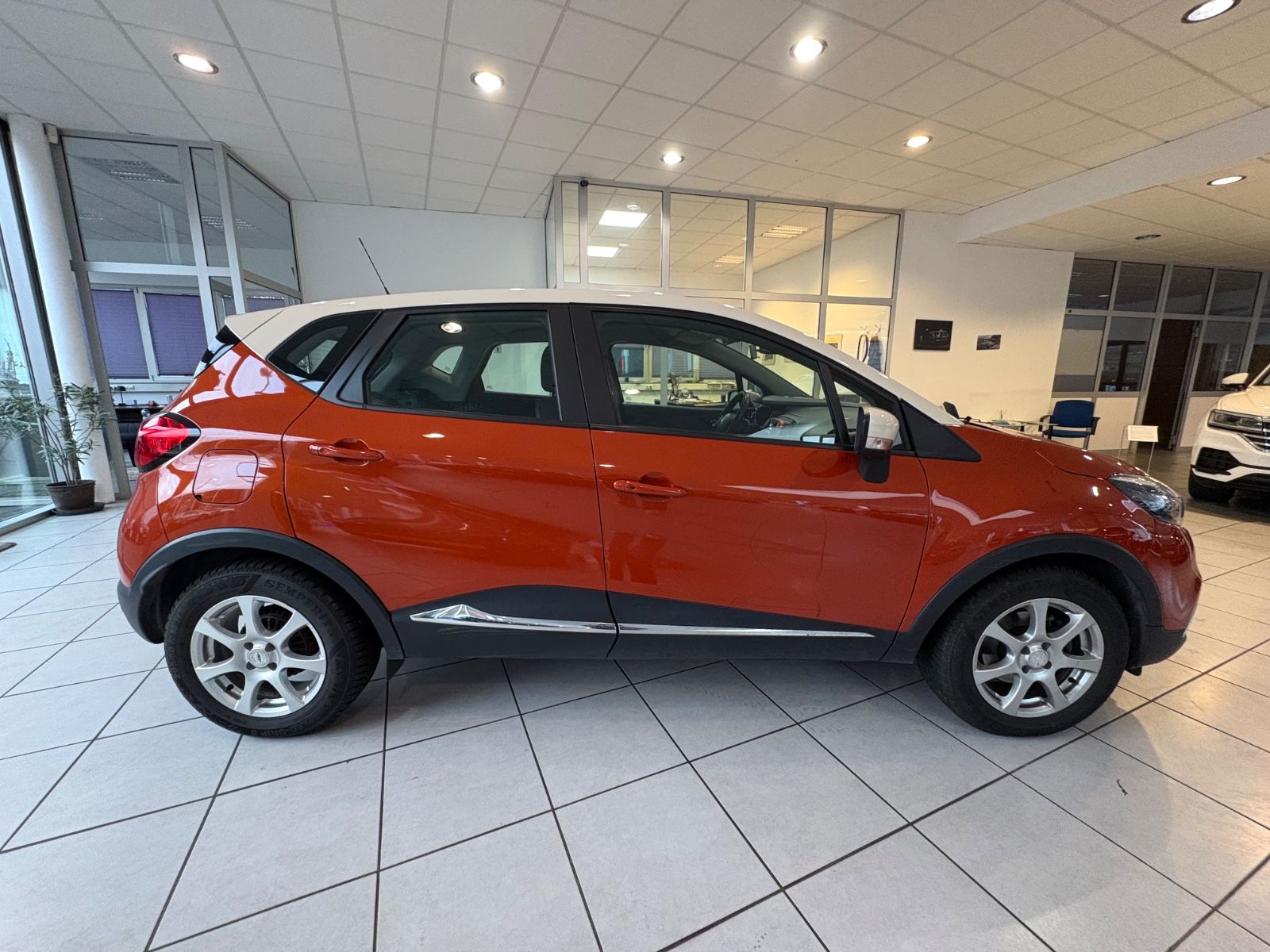 Fahrzeugabbildung Renault Captur Dynamique *AUTOMATIK*