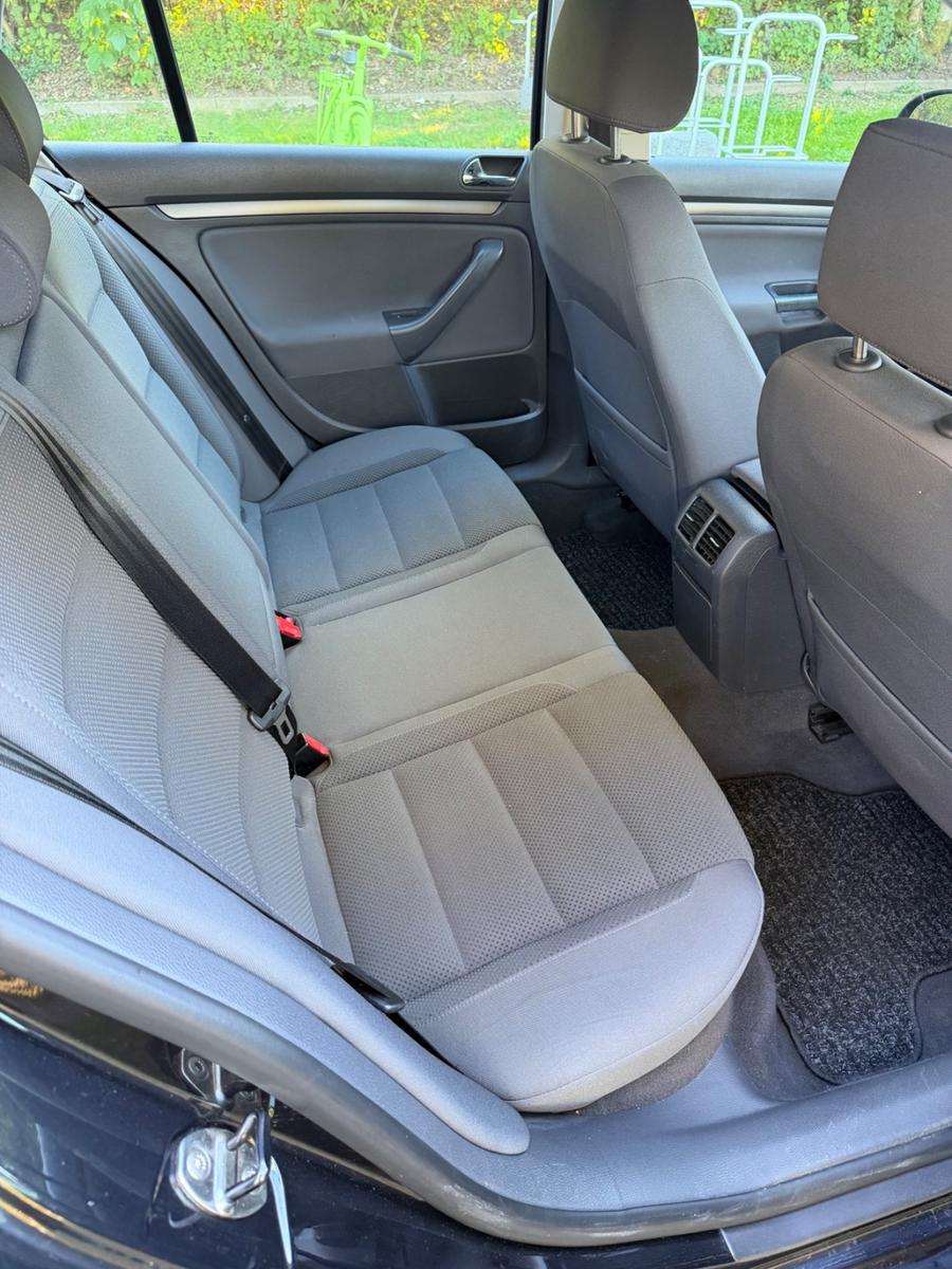 Volkswagen Golf 2004 — photo 7