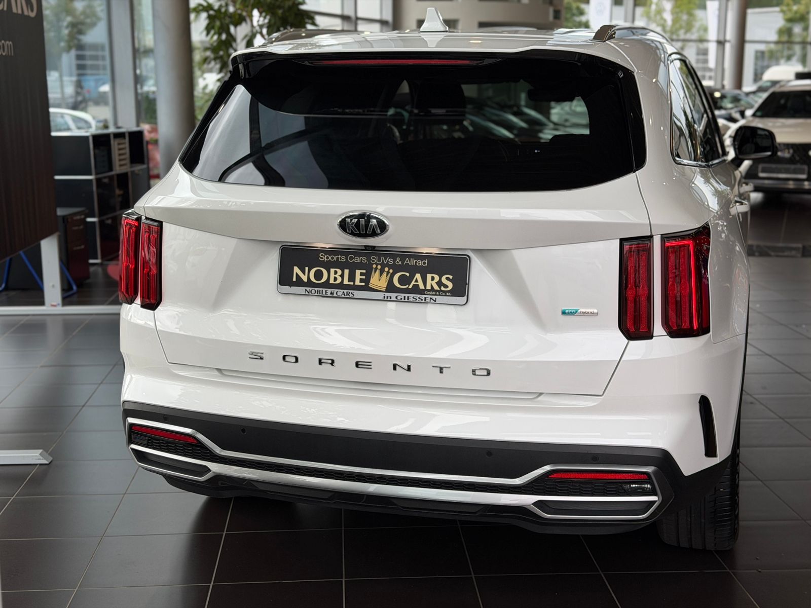 Fahrzeugabbildung Kia Sorento Hybrid HEV Spirit 2WD LEDER LED NAV 19"