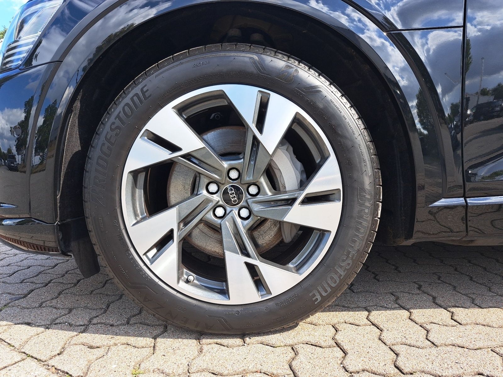 Audi Q8 e-tron - Bild 11