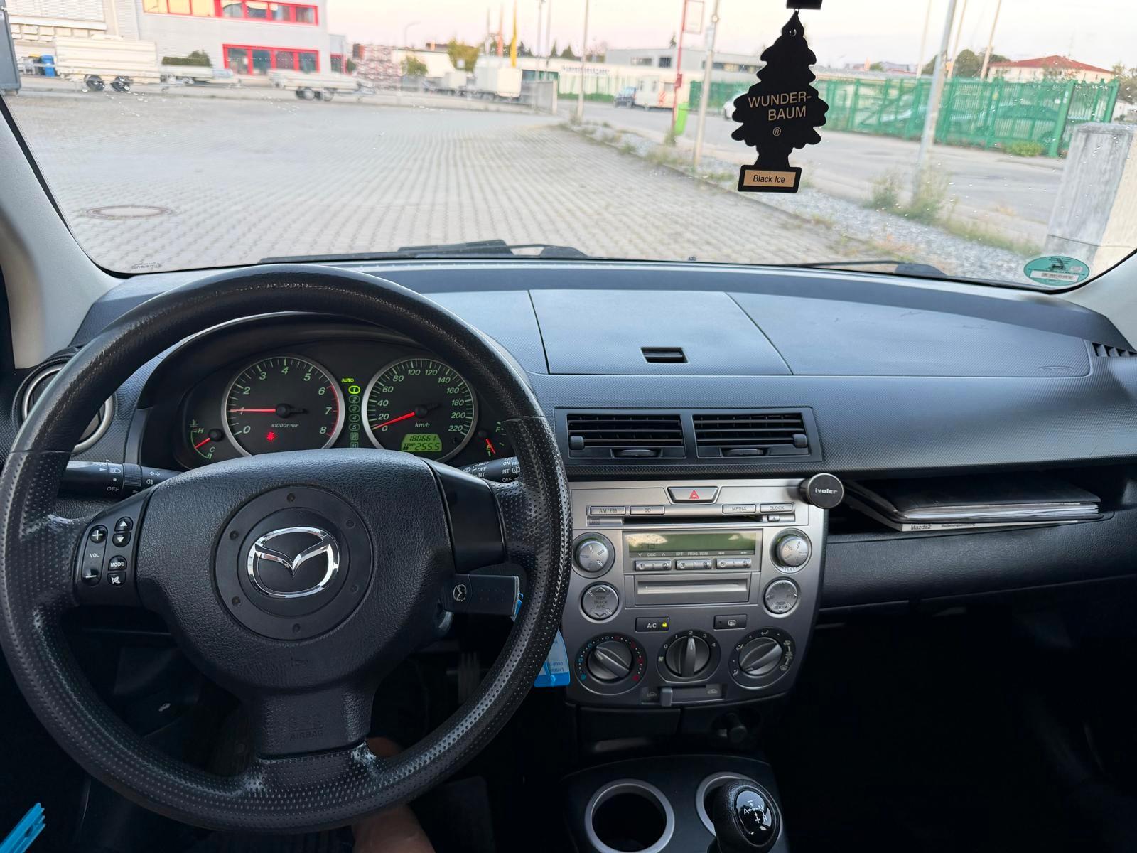 Mazda 2 Lim. 1.4 Active Automatik neu Tüv