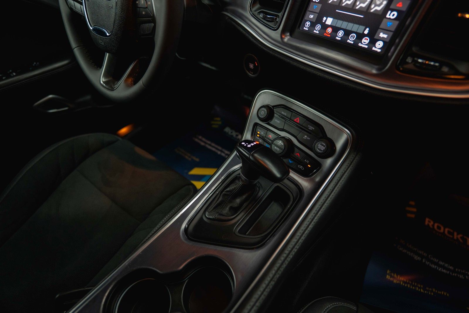 Fahrzeugabbildung Dodge Challenger 3.6 V6 GT SRT Styling *LED*Kamera*19%