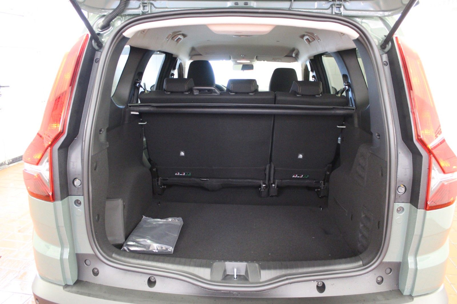 Fahrzeugabbildung Dacia Jogger Eco-G 100 Extreme+ 5-Sitzer *15237*