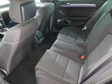 Volkswagen Passat Variant - 12