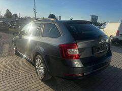Fahrzeugabbildung Skoda Octavia Ambition DSG PDC DAB SCHECKHEFTGEPFLEGT