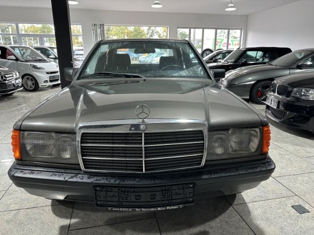 Mercedes-Benz 190 E Oldtimer H-Kennzeichen alle Rechnungen vor