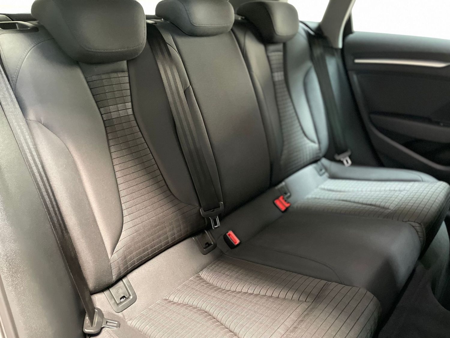 Fahrzeugabbildung Audi A3 30 TDI sport #ACC#Xenon#Virtual#Keyless#Spur#