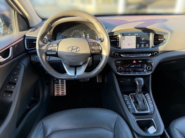Fahrzeugabbildung Hyundai IONIQ Premium Hybrid Navi Leder Memory Sitze Sou