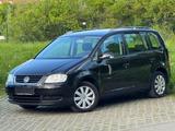 Volkswagen Touran 2.0 FSI Highline Kettensatz TÜV neu - gebrauchte VW Touran aus dem Jahr 2005