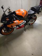 Honda CBR1000RR SC57 Repsol - HONDA BENZIN SPORTLER SC57 CBR1000RR REPSOL