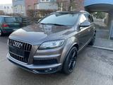 Audi Q7 3.0 TDI quattro.S Line.7.Sitzer Carbon.Panora - Audi Q7 aus 2012 mit Diesel-Antrieb