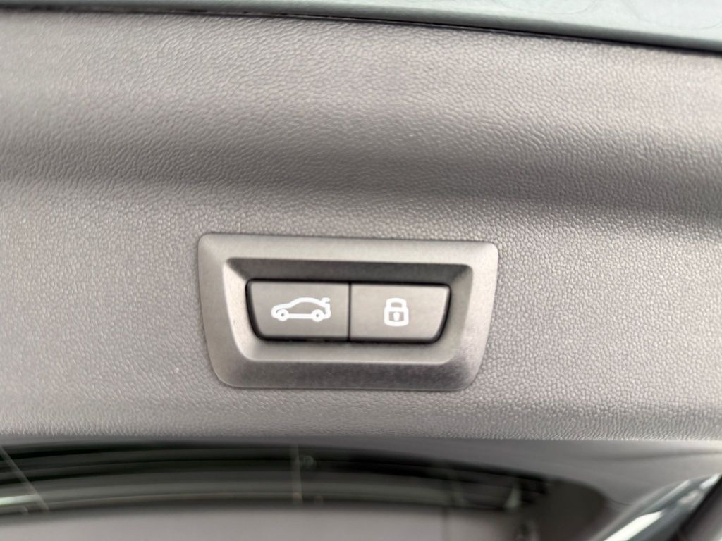 Mini Cooper D Countryman PANO*MASSAGE*HUD*AHK*360°H/K