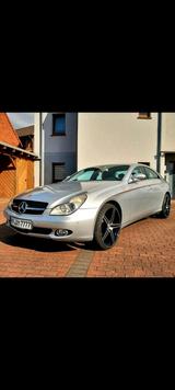Mercedes-Benz Mercedes Benz 350 CGI  w219 - Mercedes-Benz 350 mit Benzin-Antrieb: Limousine