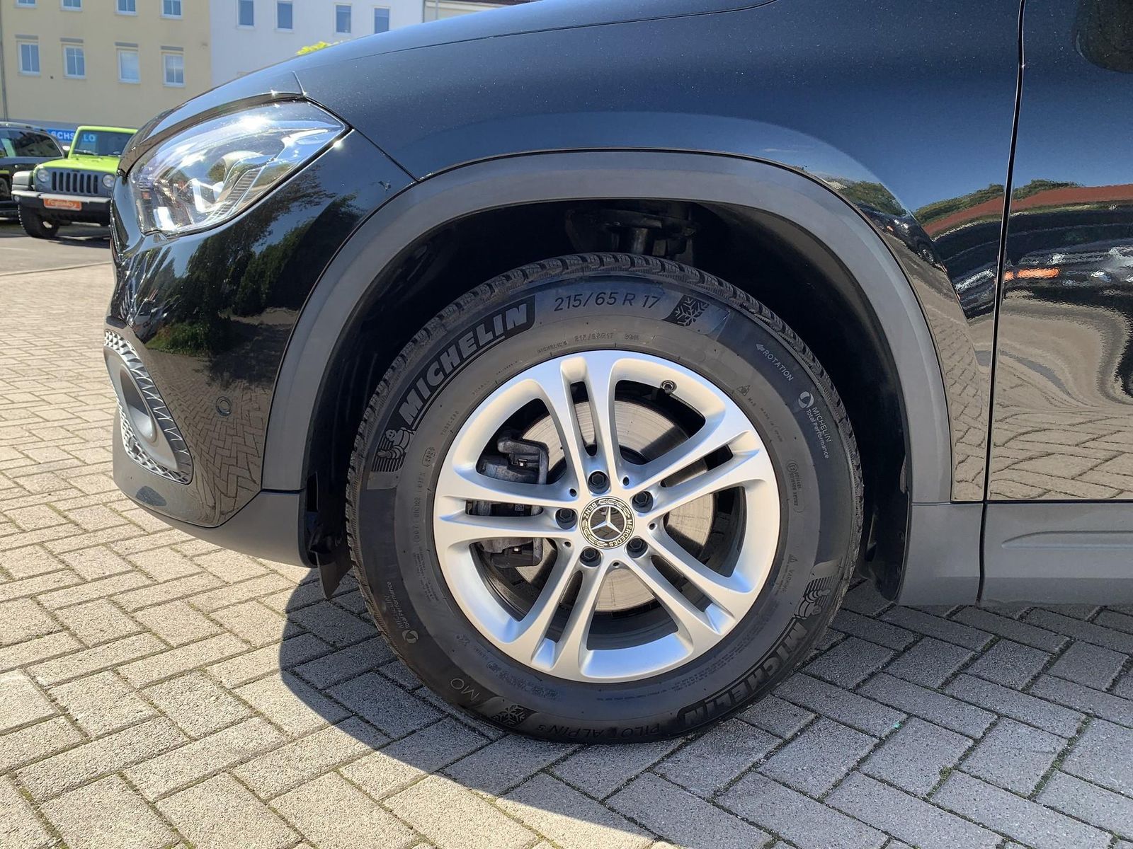 Mercedes-Benz GLA 200d 4MATIC Navi+Widescreen+Kamera+elKlappe foto 28