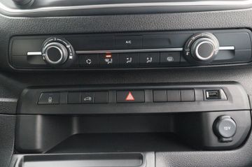 Fahrzeugabbildung Fiat E-Scudo Kastenwagen Serie 1 L3 75kWh Sofort!