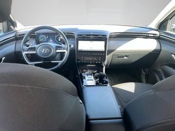 Hyundai TUCSON - 12