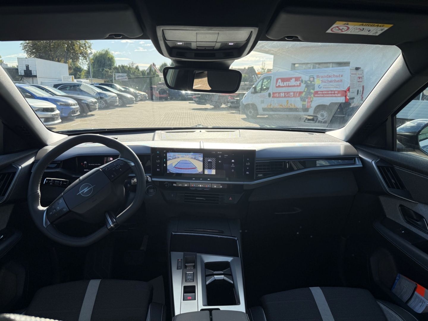 Fahrzeugabbildung Opel Grandland 1.2 Edition SHZ+LHZ+Kamera+Allwetter
