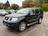Nissan Pathfinder 3.0 dCi LE - Nissan Pathfinder mit Diesel-Antrieb: Automatik