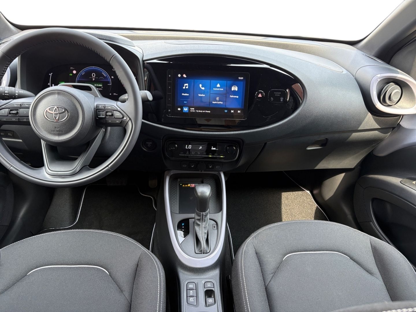Toyota Aygo (X) - Bild 10