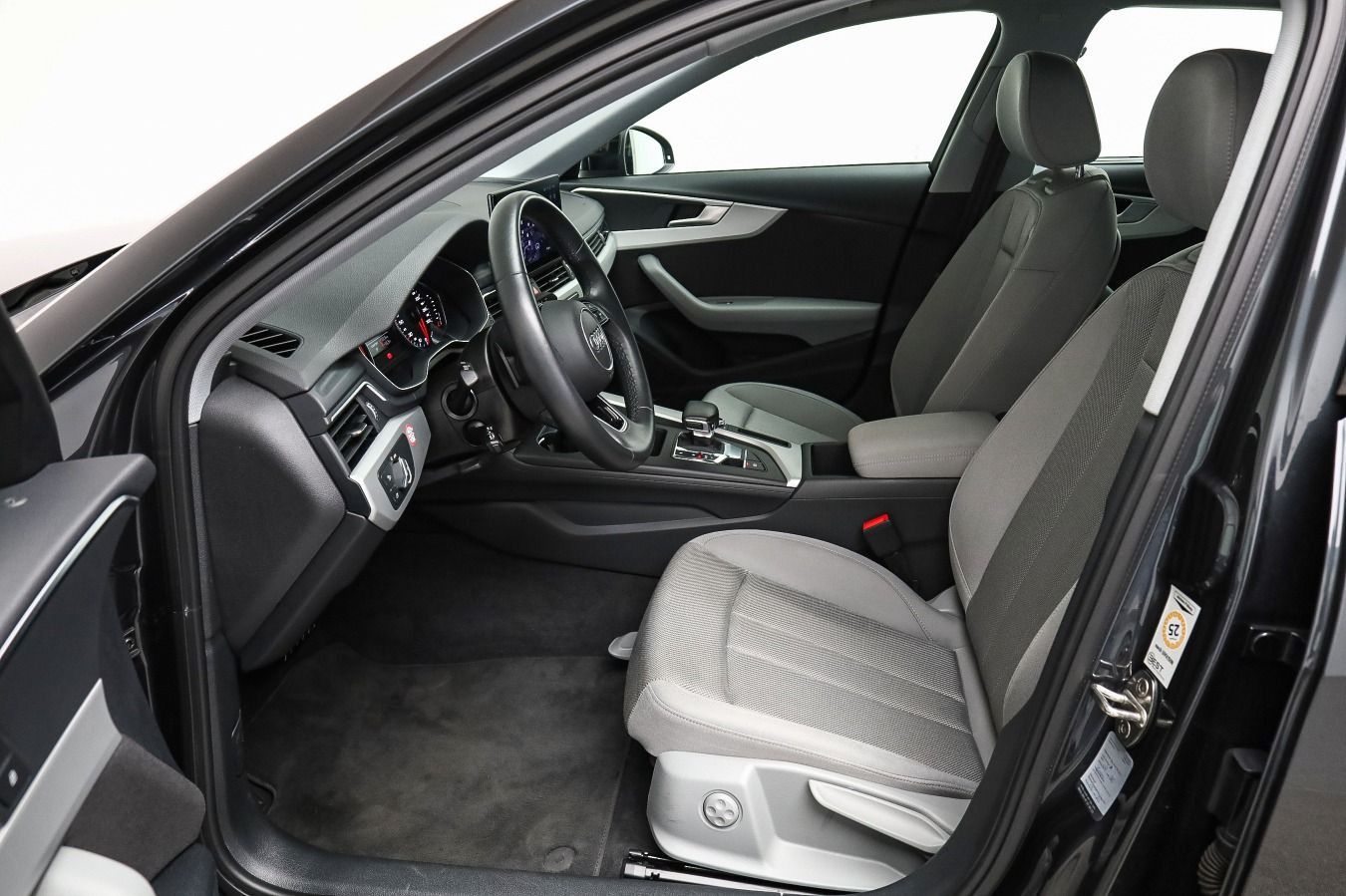 Audi A4 - Bild 8