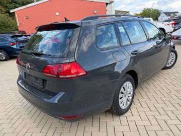 Volkswagen Golf - 3