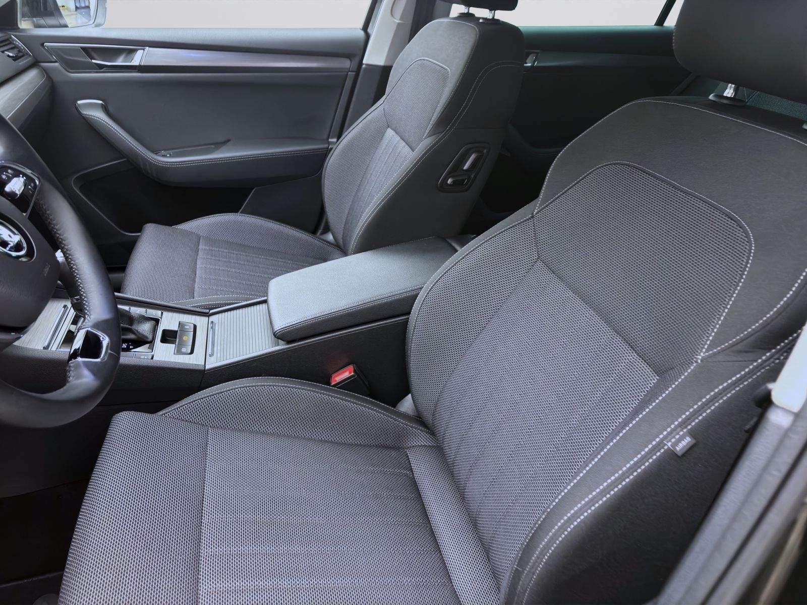 Skoda Superb - Bild 10