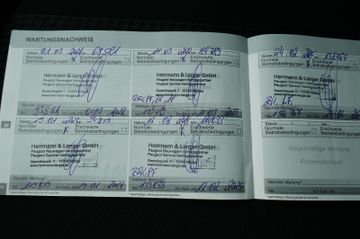 Fahrzeugabbildung Peugeot 3008 Active aus 1. Hand