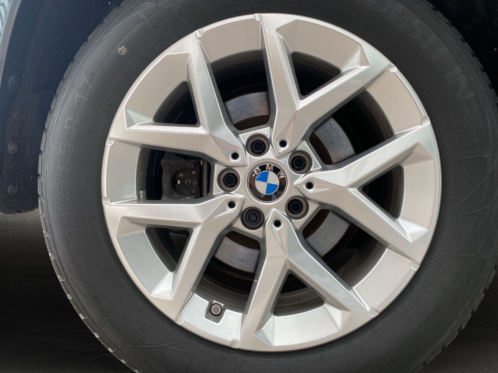 BMW iX1 - Bild 17