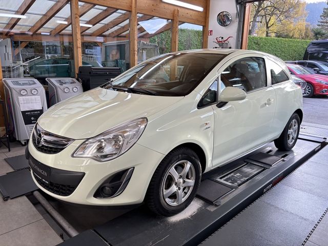 Opel Corsa D 1.4 Active Active