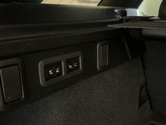 Foto Nummer 17: LAND ROVER Range Rover Velar