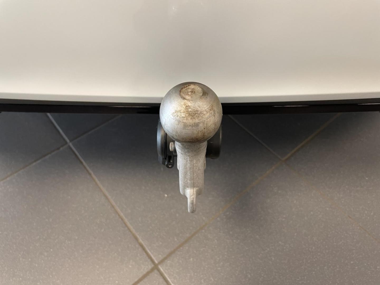 Mercedes-Benz A 250 e AMG*AHK*PANO*RFK*NAVI*LED