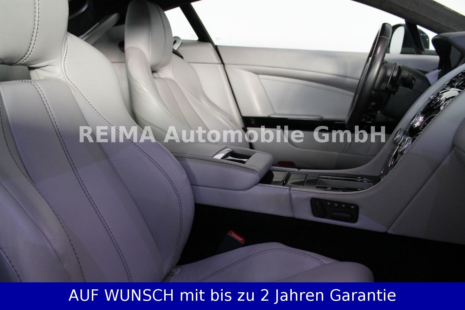 Fahrzeugabbildung Aston Martin V8 Vantage 4,7i, voll Scheckheft gepflegt,