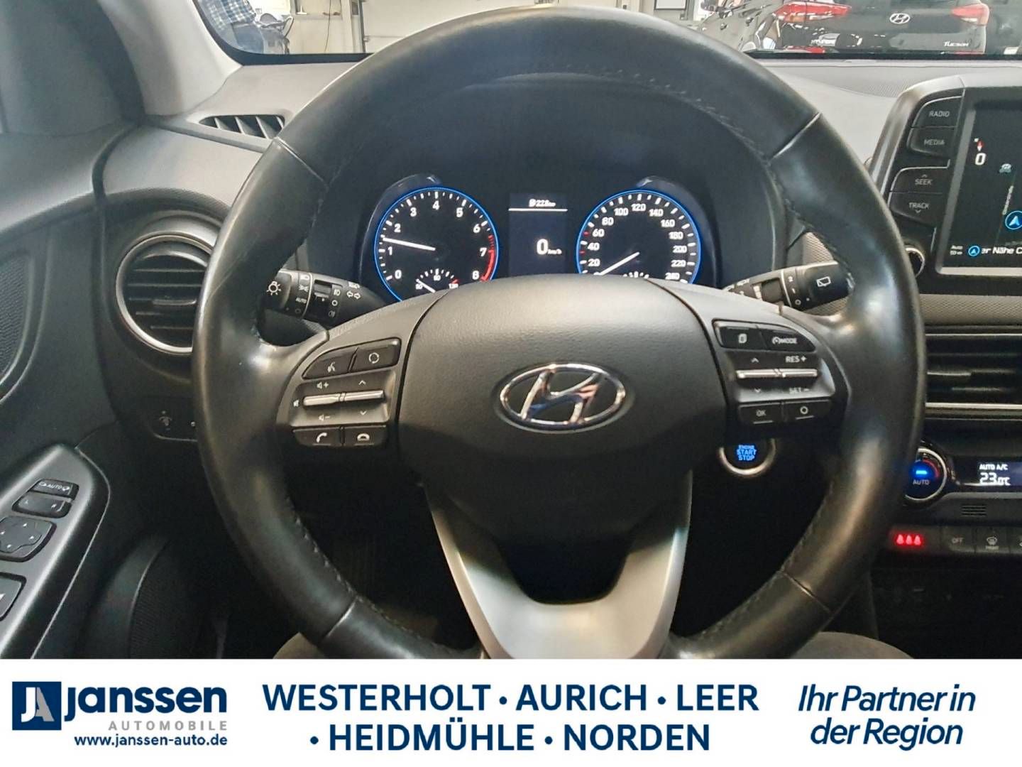 Fahrzeugabbildung Hyundai KONA PREMIUM