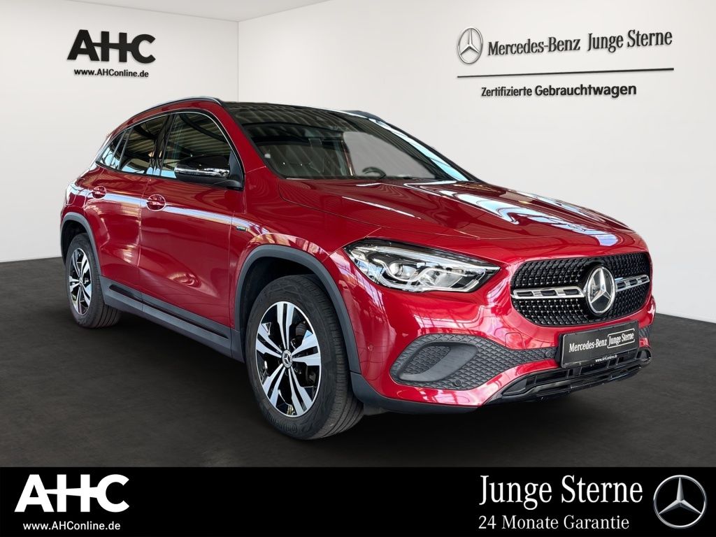 Fahrzeugabbildung Mercedes-Benz GLA 250 e Progressive Night Pano AHK Kamera LED
