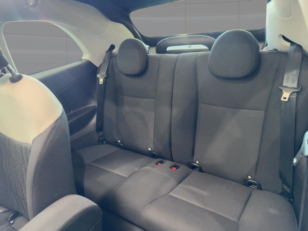 Fahrzeugabbildung Fiat 500 1.0 Icon Hybrid Cabrio,K-Paket, LMF, PDC, Rü