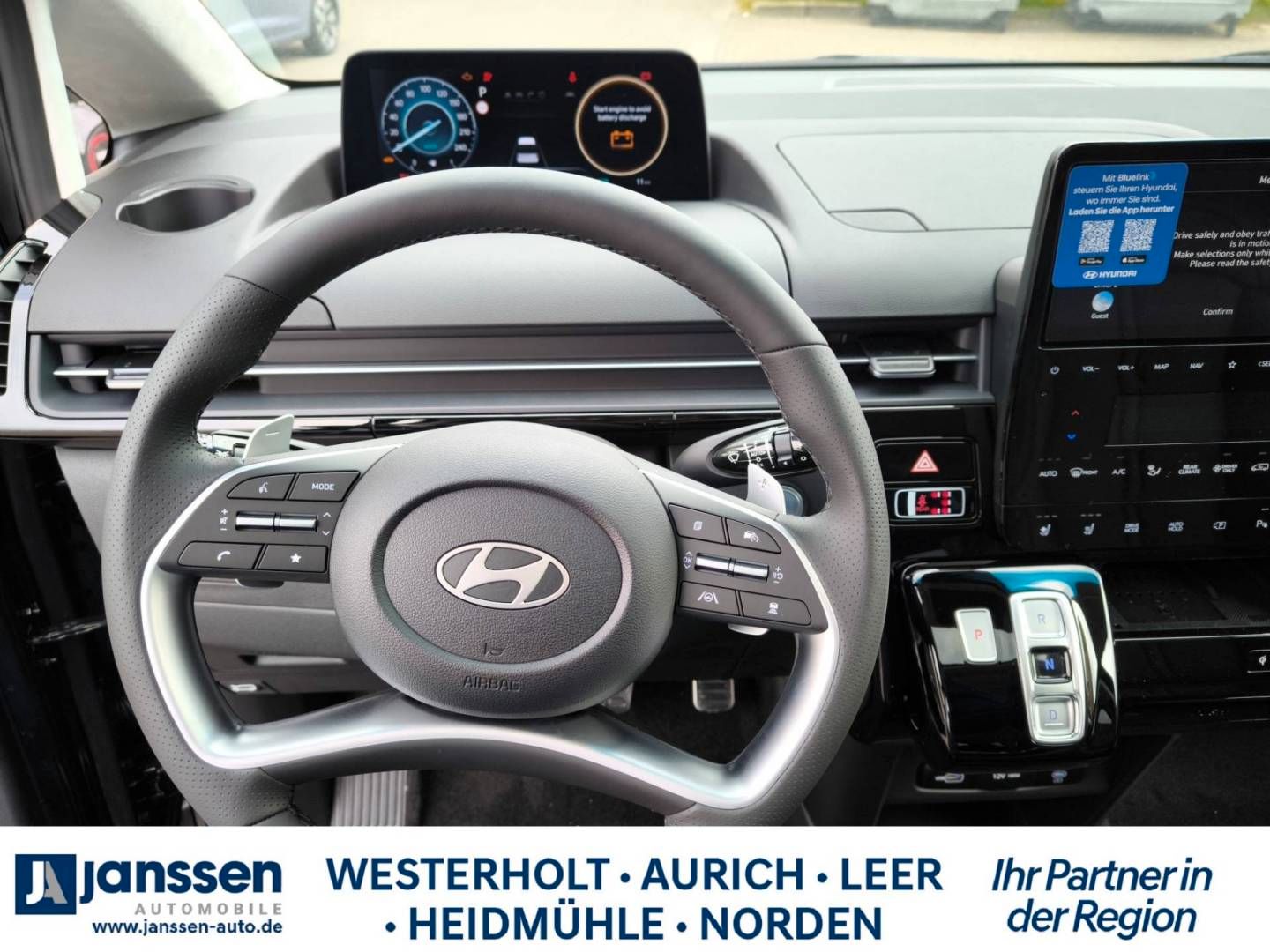 Fahrzeugabbildung Hyundai STARIA HEV 7-Sitzer Signature Panoramadach