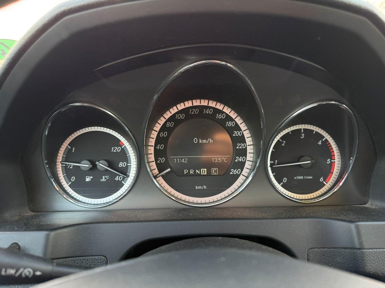 Mercedes-Benz C220 2008 — photo 5