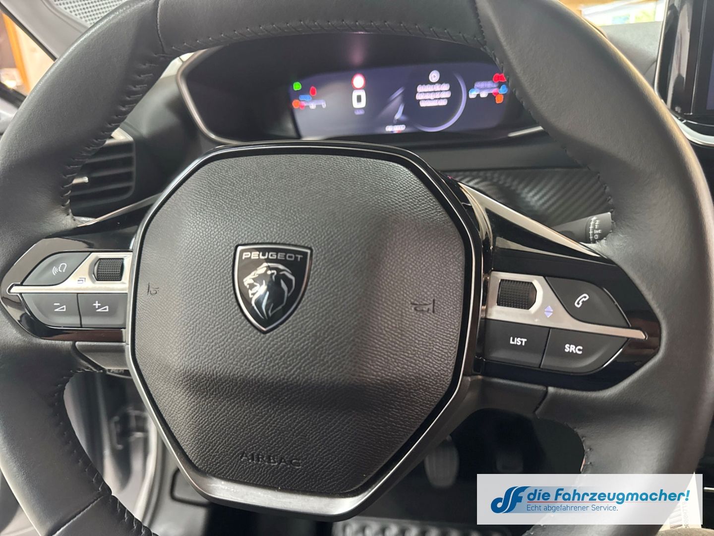 Fahrzeugabbildung Peugeot 208 Allure Navi Digitales Cockpit LED Apple CarP