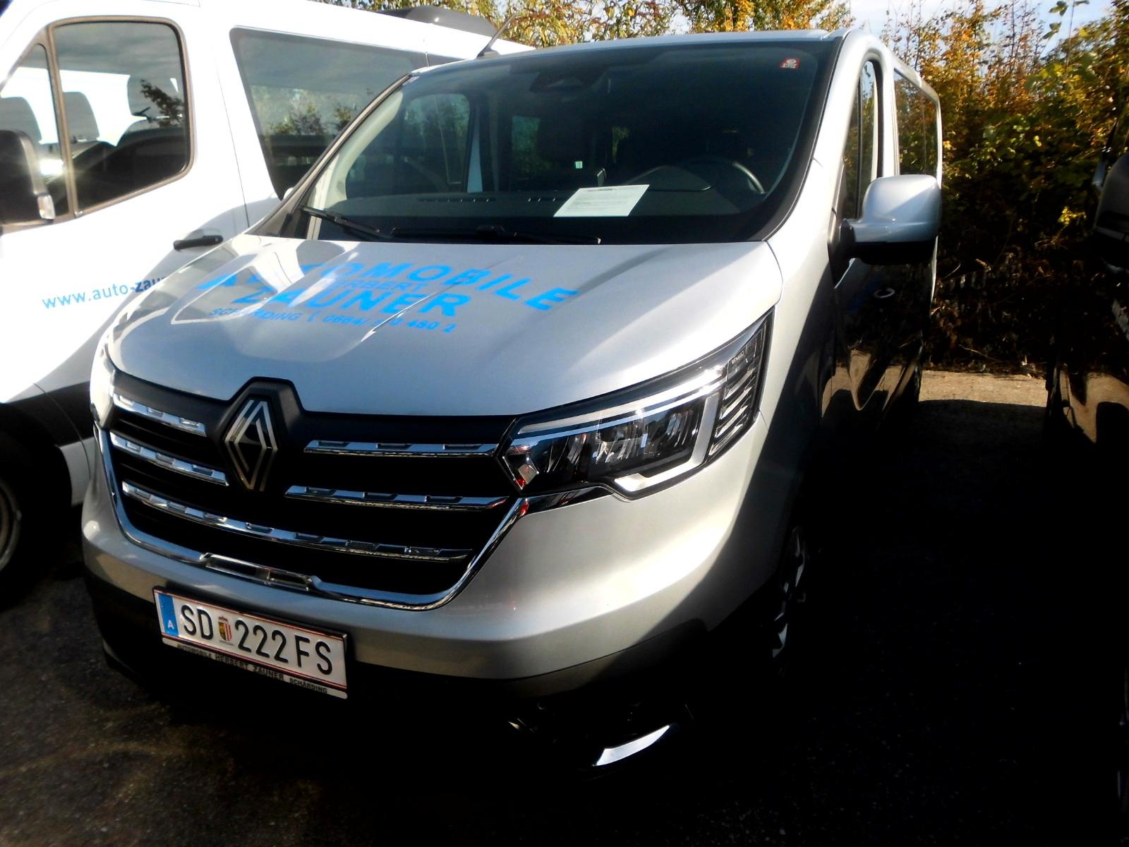 Renault Trafic L2H1, 9 Sitze, Rückfahrkamera, PDC