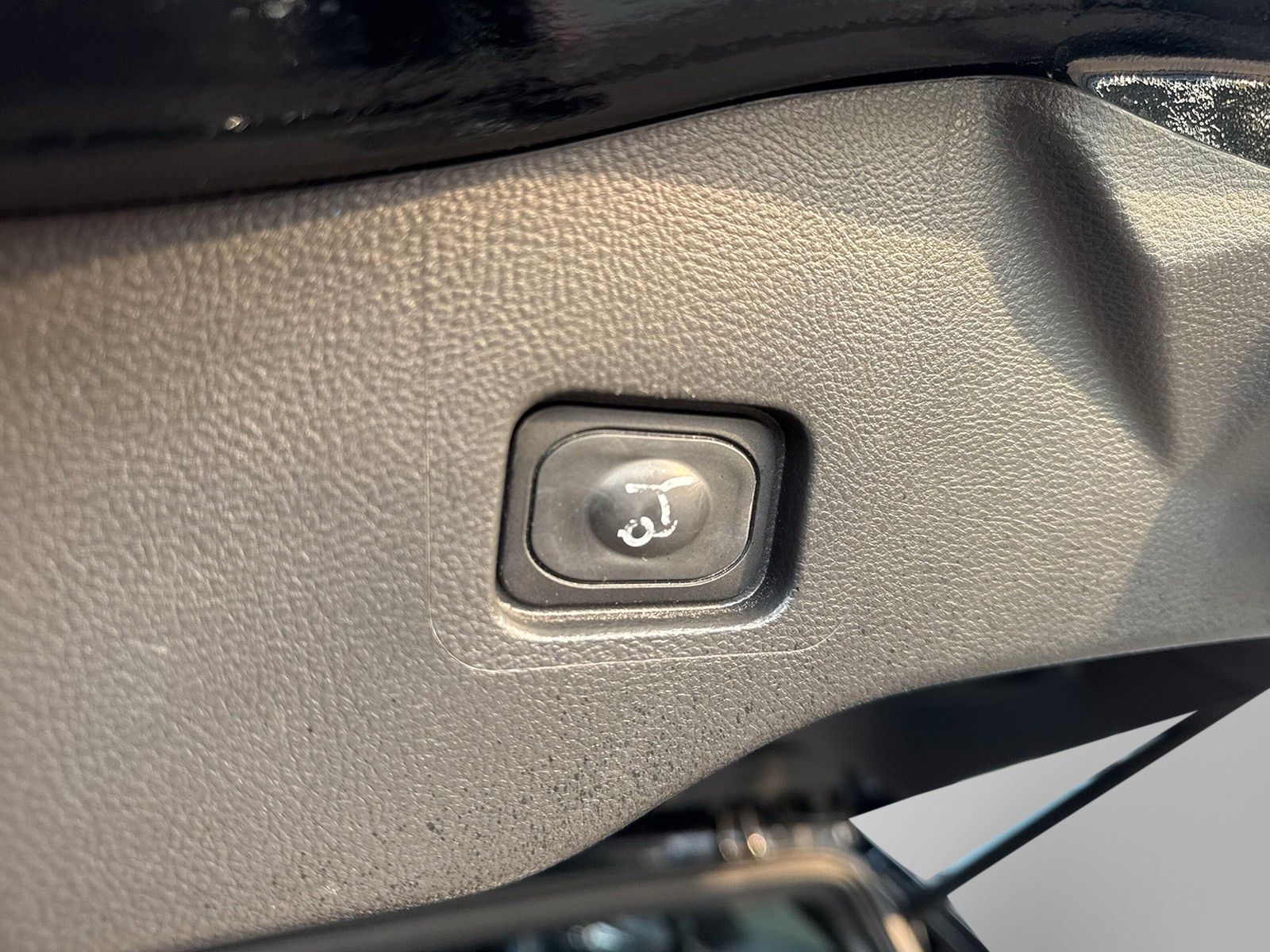 Fahrzeugabbildung Ford Mondeo Turnier ST-Line *Pano*LED*Kamera*Keyless*