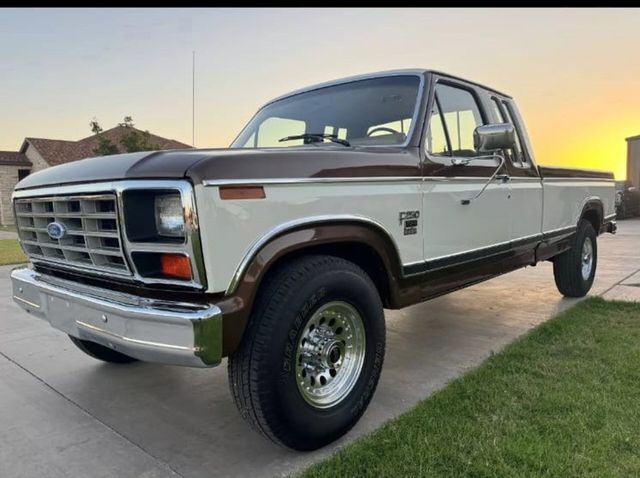 Ford F 250 XLT SUPER CAB 6.9 DIESEL