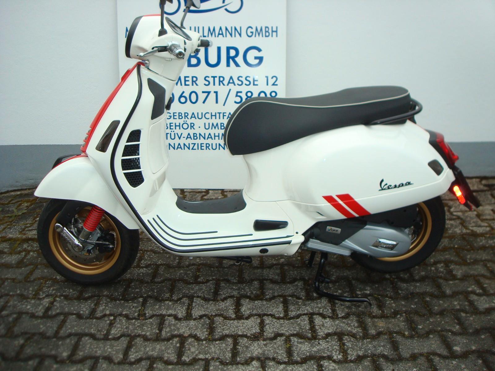 Vespa GTS 125 Sport *Racing Sixties*
