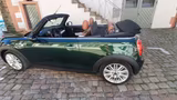 MINI Cooper D Cabrio Cooper - mit Diesel-Antrieb: Grün, Kleinwagen