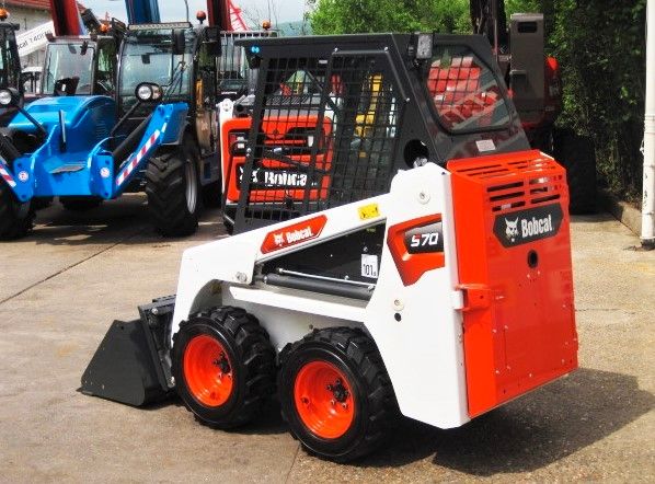 Bobcat Kompaktlader BOBCAT S 70 - 1.2t. vgl. 463 100