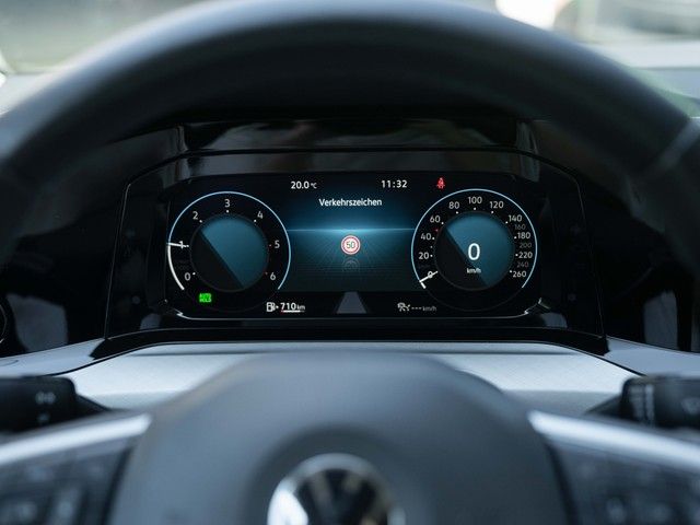 Golf VIII Variant Life TDI Business Premium-Pake