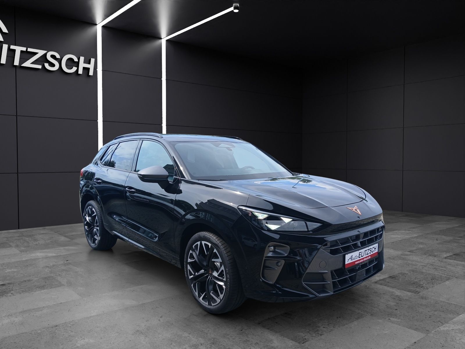 Fahrzeugabbildung CUPRA Terramar 1.5 e-Hybrid MATRIX Sennheiser