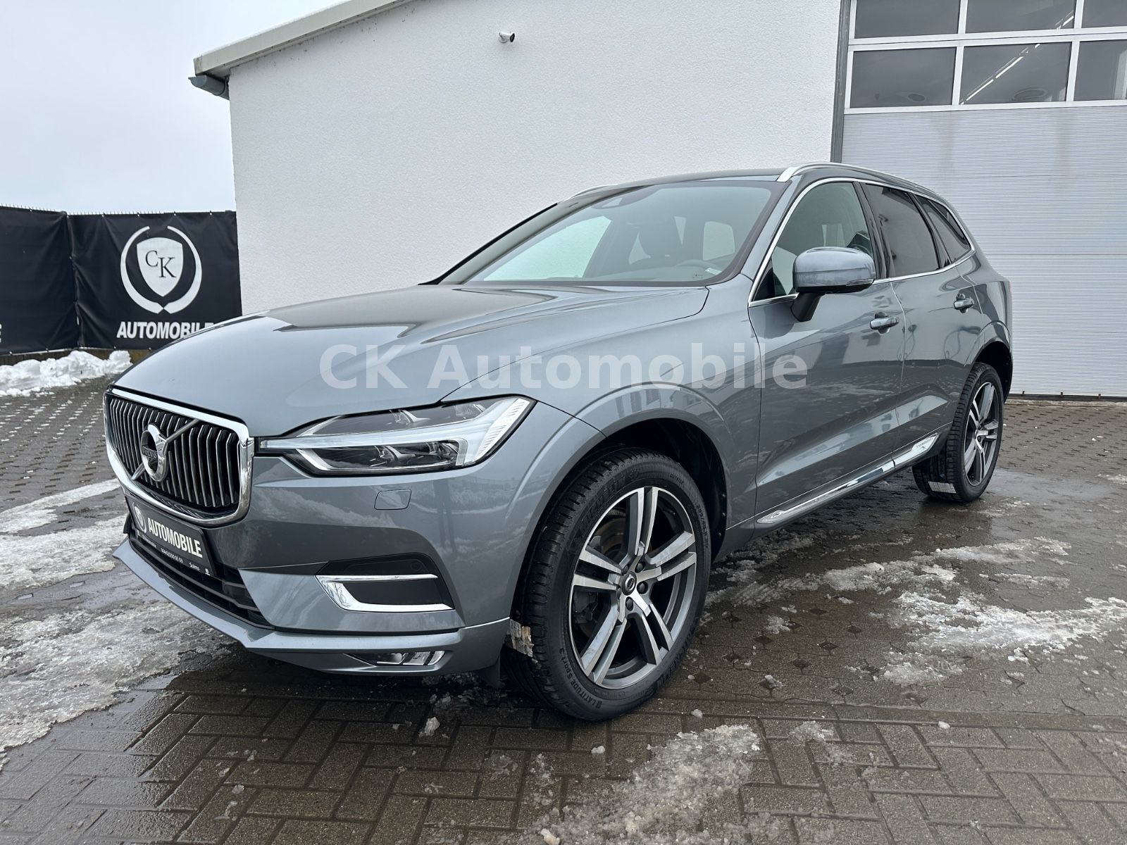 Fahrzeugabbildung Volvo XC60 D4 Inscription 2WD/BLIS/Head-Up/Pano/360°