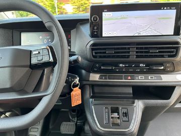 Opel Zafira Life - 8