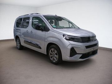 Fotografie 4 des Opel Combo Life XL "GS" 1.5D AT Navi Kamera 7-Sitzer